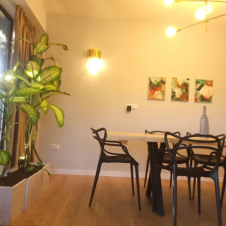 Appartement Elegant Cu Terasa