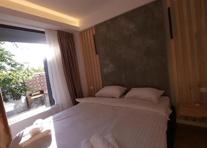 Elegant Cu Terasa Daire *